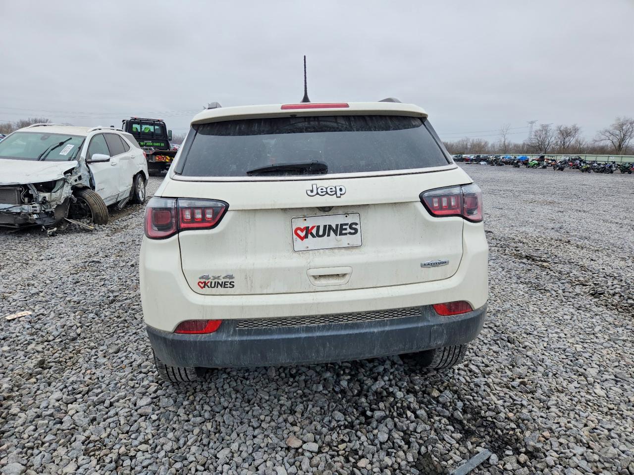 2021 JEEP COMPASS LATITUDE photo 16