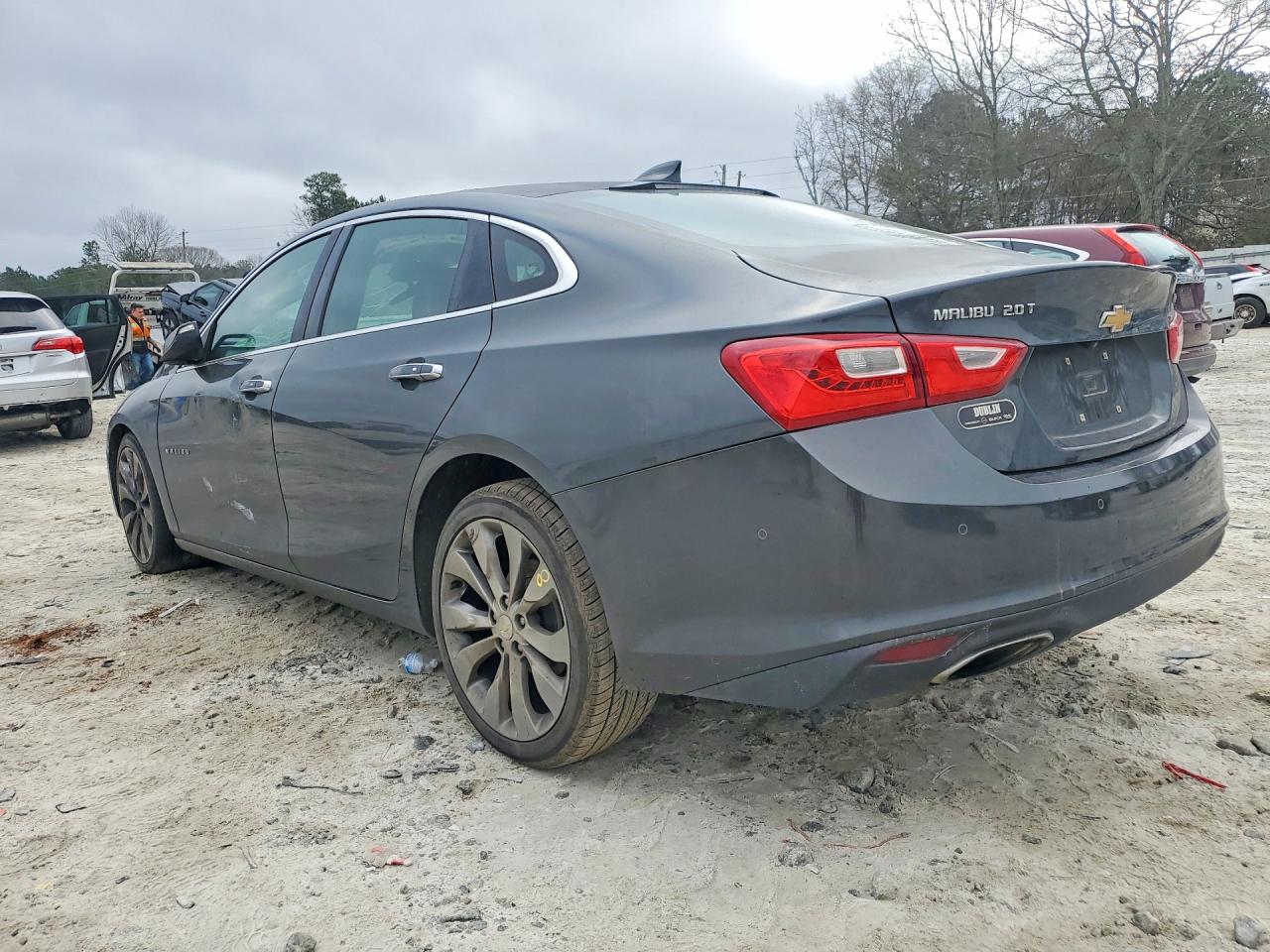 2017 CHEVROLET MALIBU PREMIER photo 2