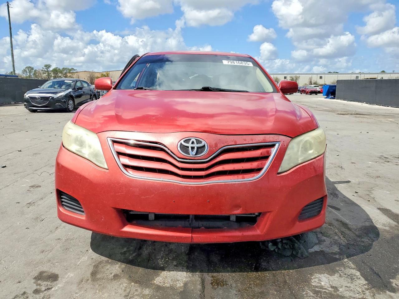 2010 TOYOTA CAMRY LE photo 9