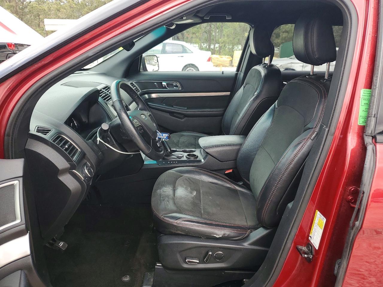 2018 FORD EXPLORER XLT photo 13