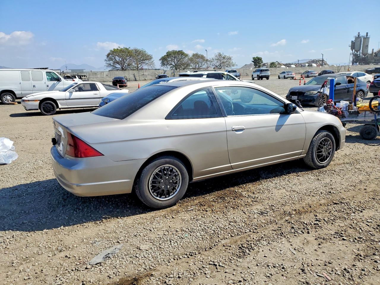 2002 HONDA CIVIC LX photo 3
