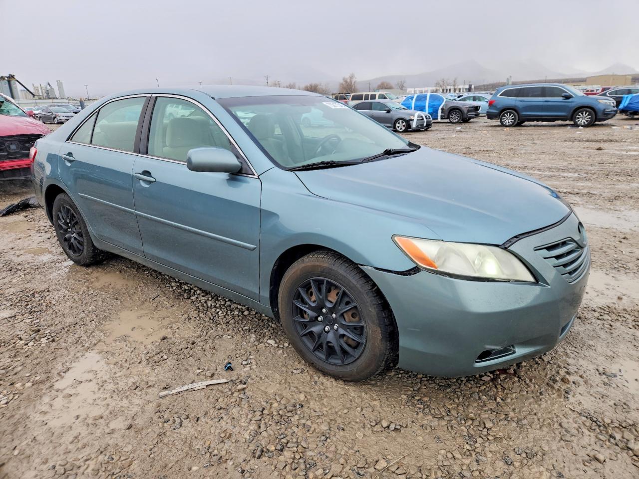 2009 TOYOTA CAMRY LE photo 4