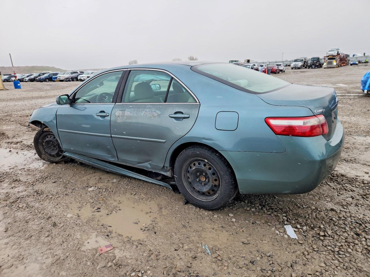 2009 TOYOTA CAMRY LE photo 2
