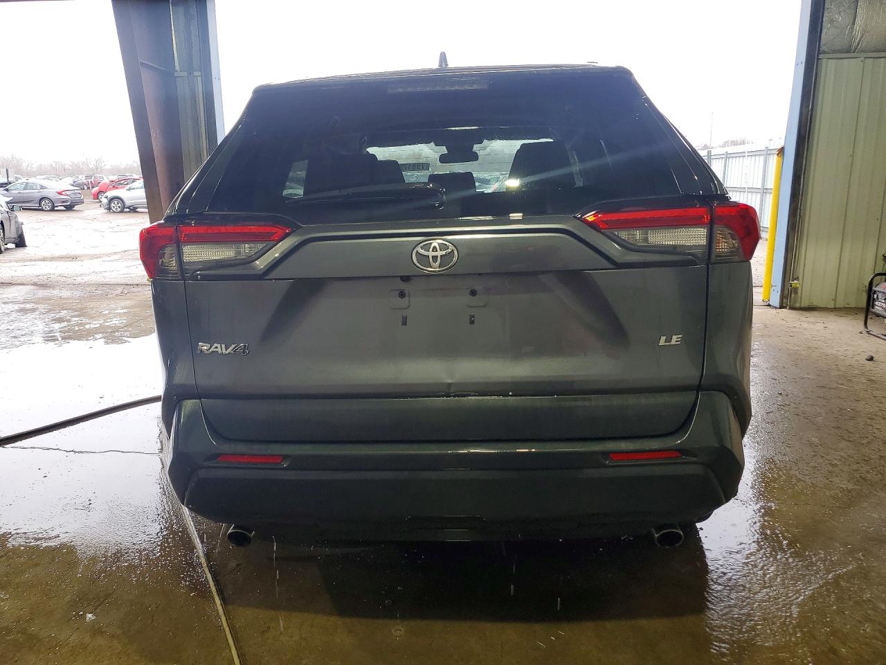 2021 TOYOTA RAV4 LE photo 6