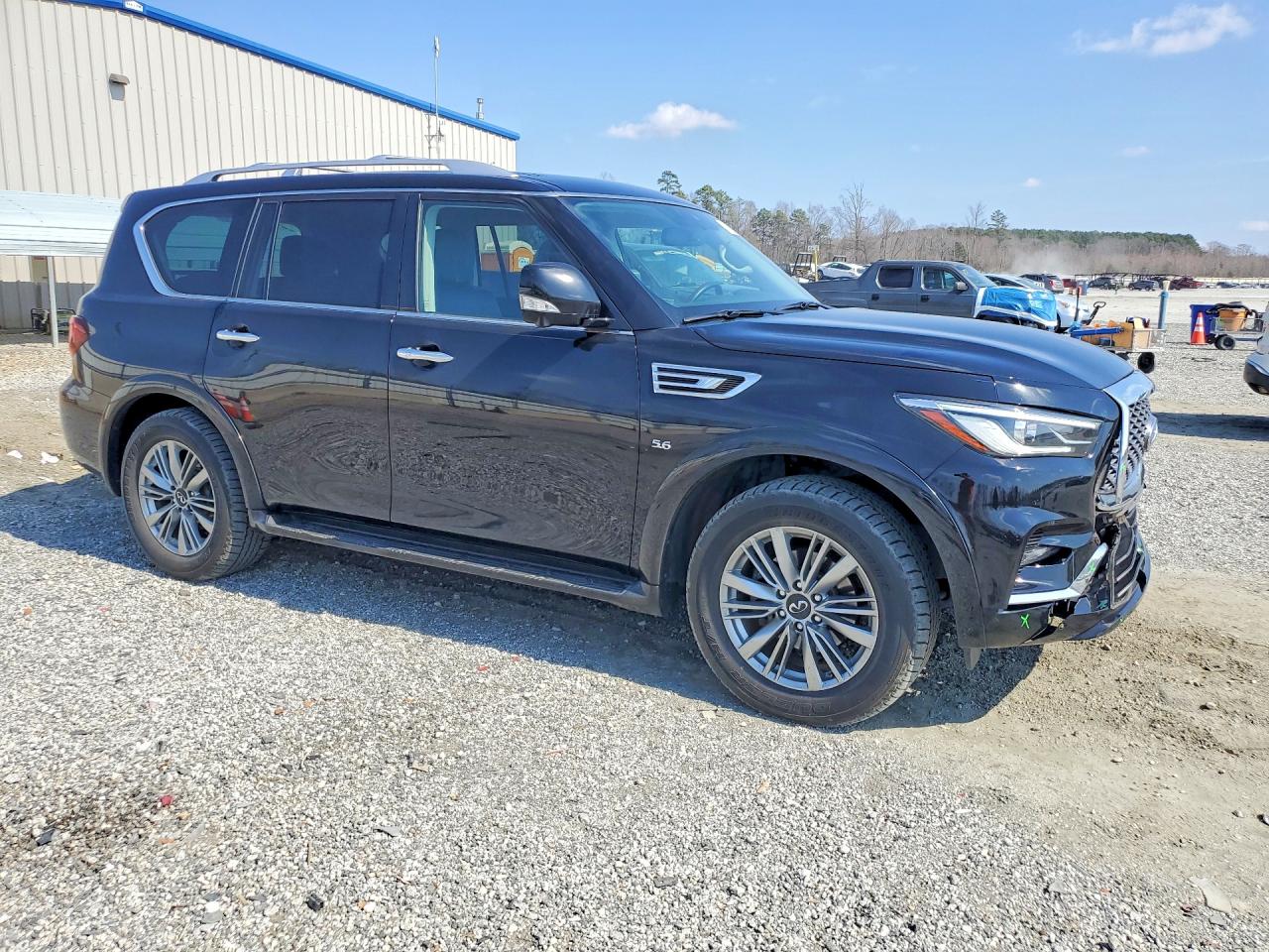 2018 INFINITI QX80 BASE photo 7