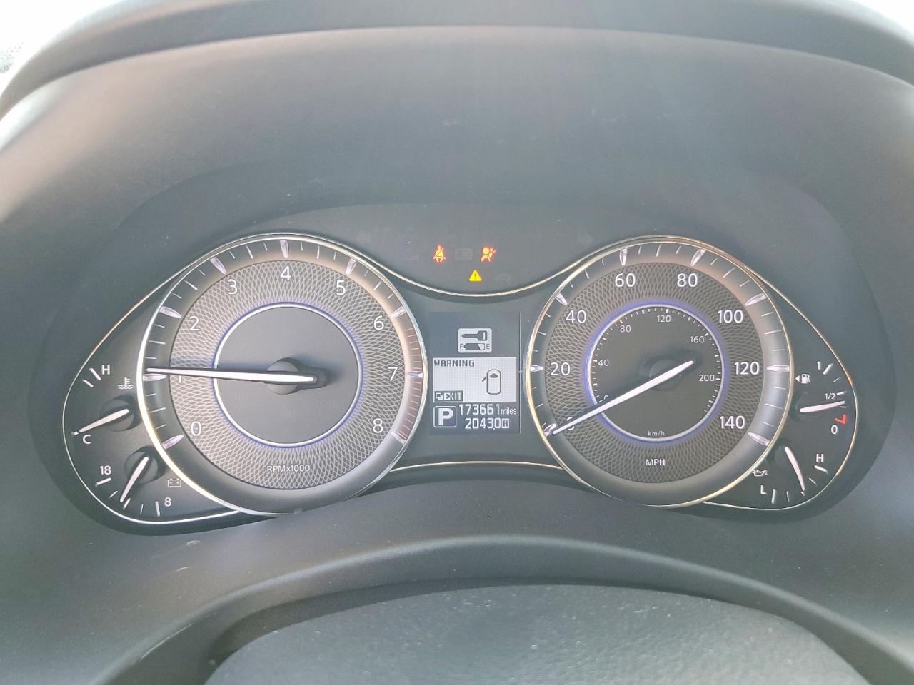 2018 INFINITI QX80 BASE photo 17