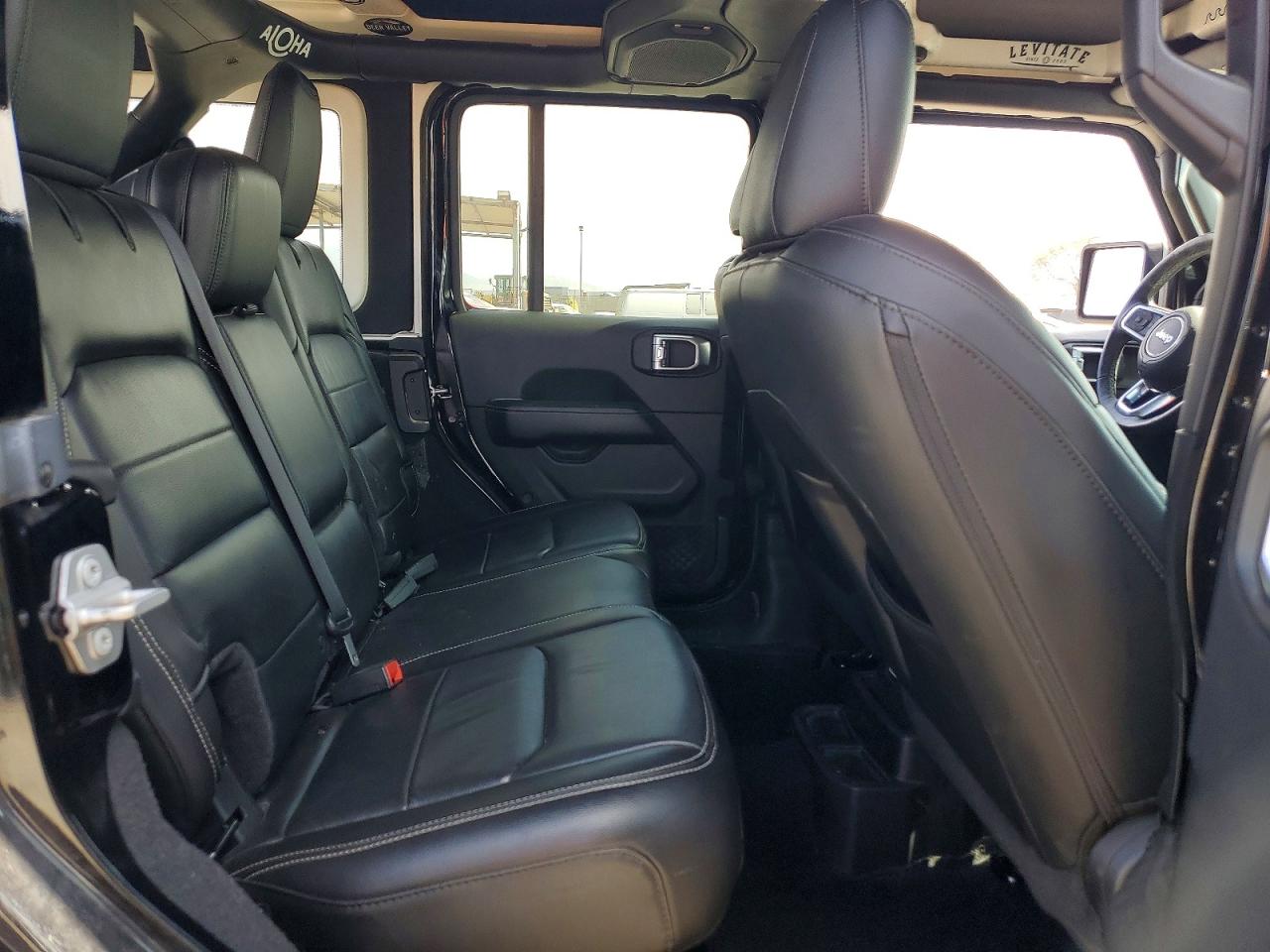 2018 JEEP WRANGLER UNLIMITED SAHARA photo 11