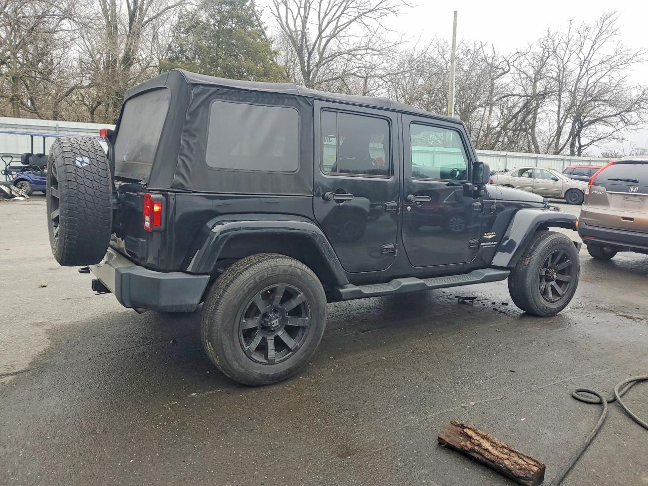 2015 JEEP WRANGLER UNLIMITED SAHARA photo 5