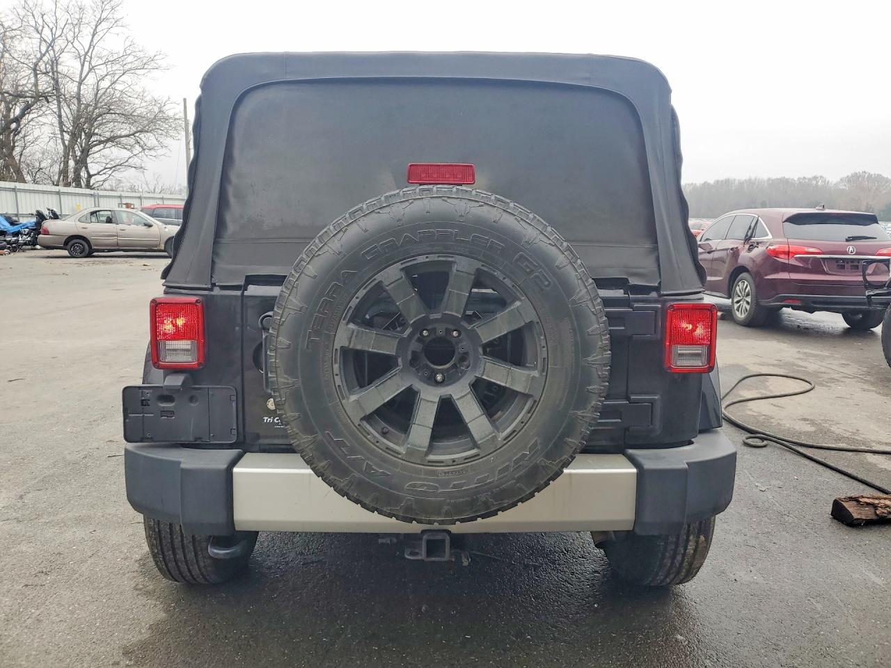2015 JEEP WRANGLER UNLIMITED SAHARA photo 11