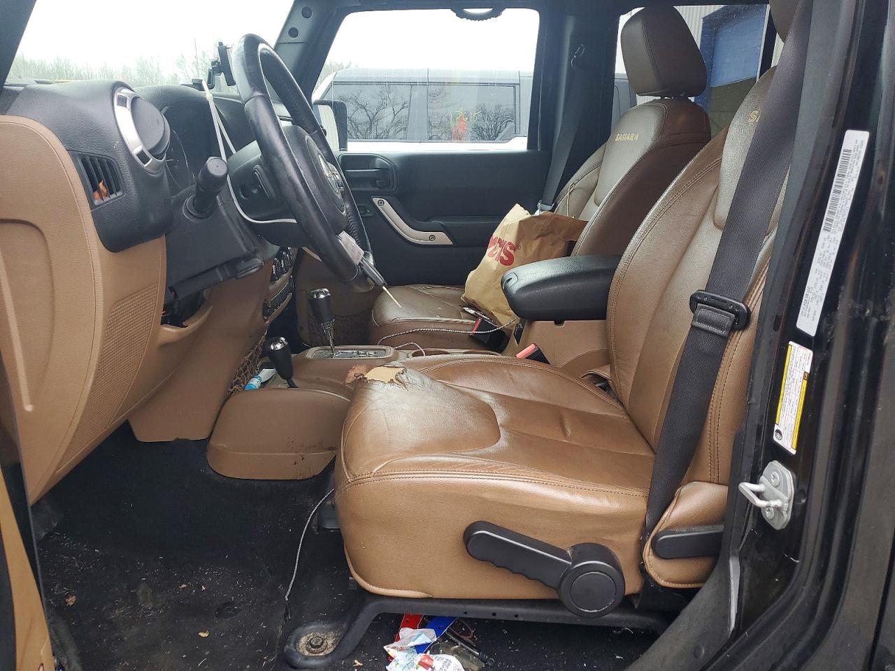 2015 JEEP WRANGLER UNLIMITED SAHARA photo 13