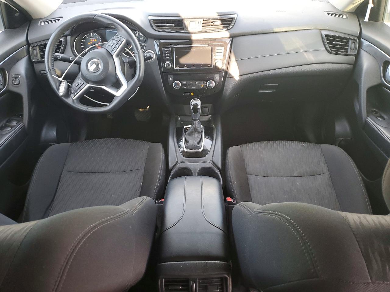 2020 NISSAN ROGUE SV photo 15