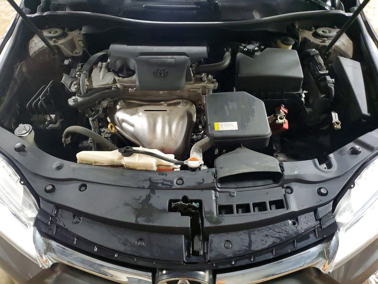 2016 TOYOTA CAMRY LE photo 31