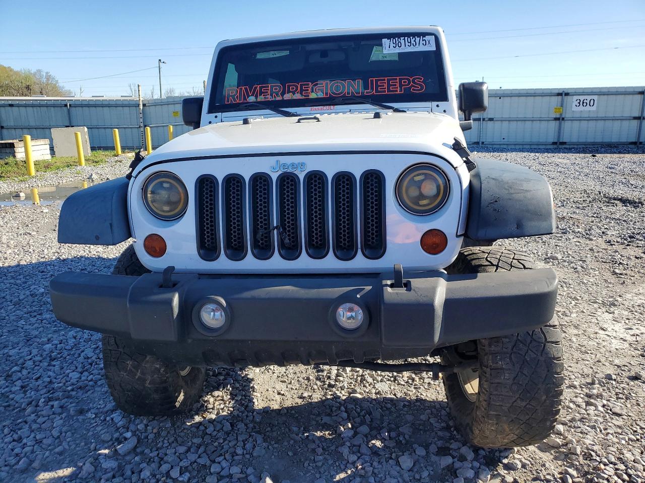 2012 JEEP WRANGLER UNLIMITED SAHARA photo 9