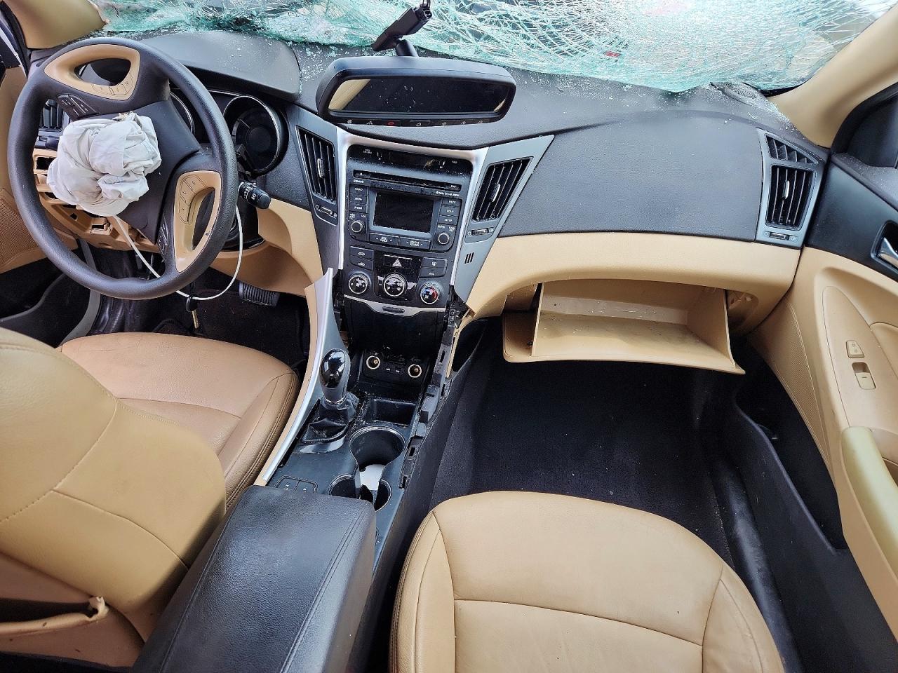 2014 HYUNDAI SONATA GLS photo 15