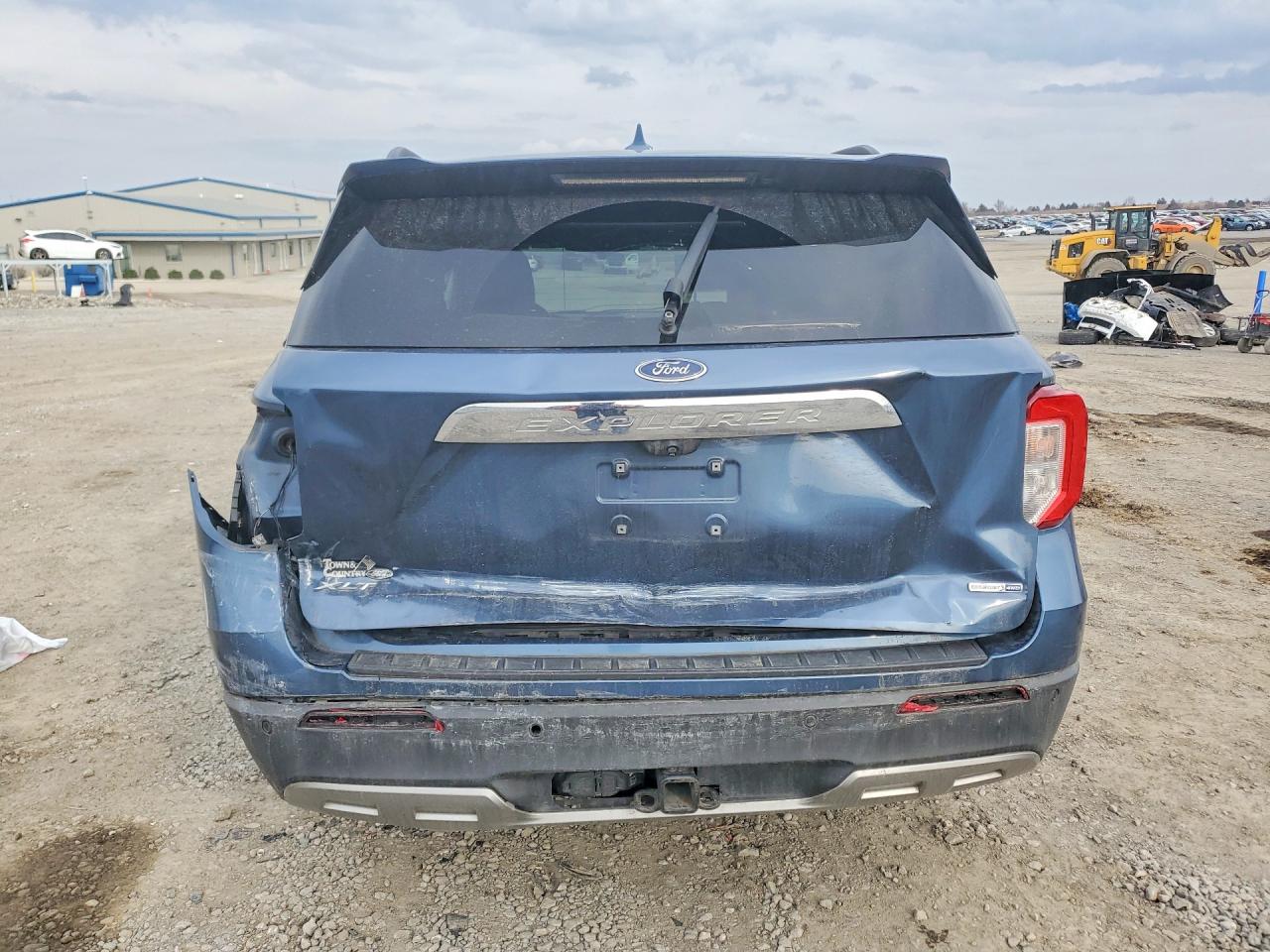 2020 FORD EXPLORER XLT photo 16