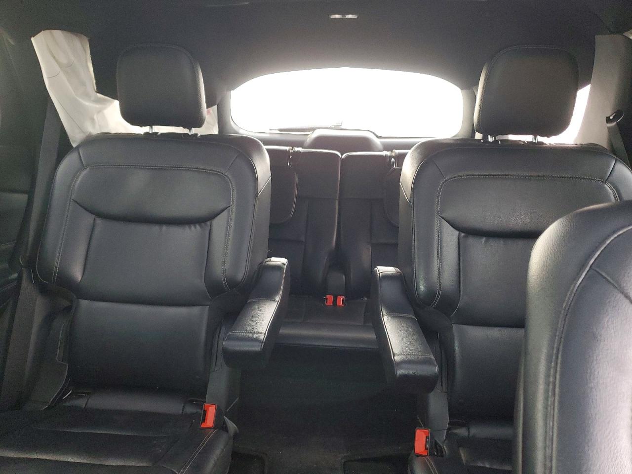 2020 FORD EXPLORER XLT photo 28