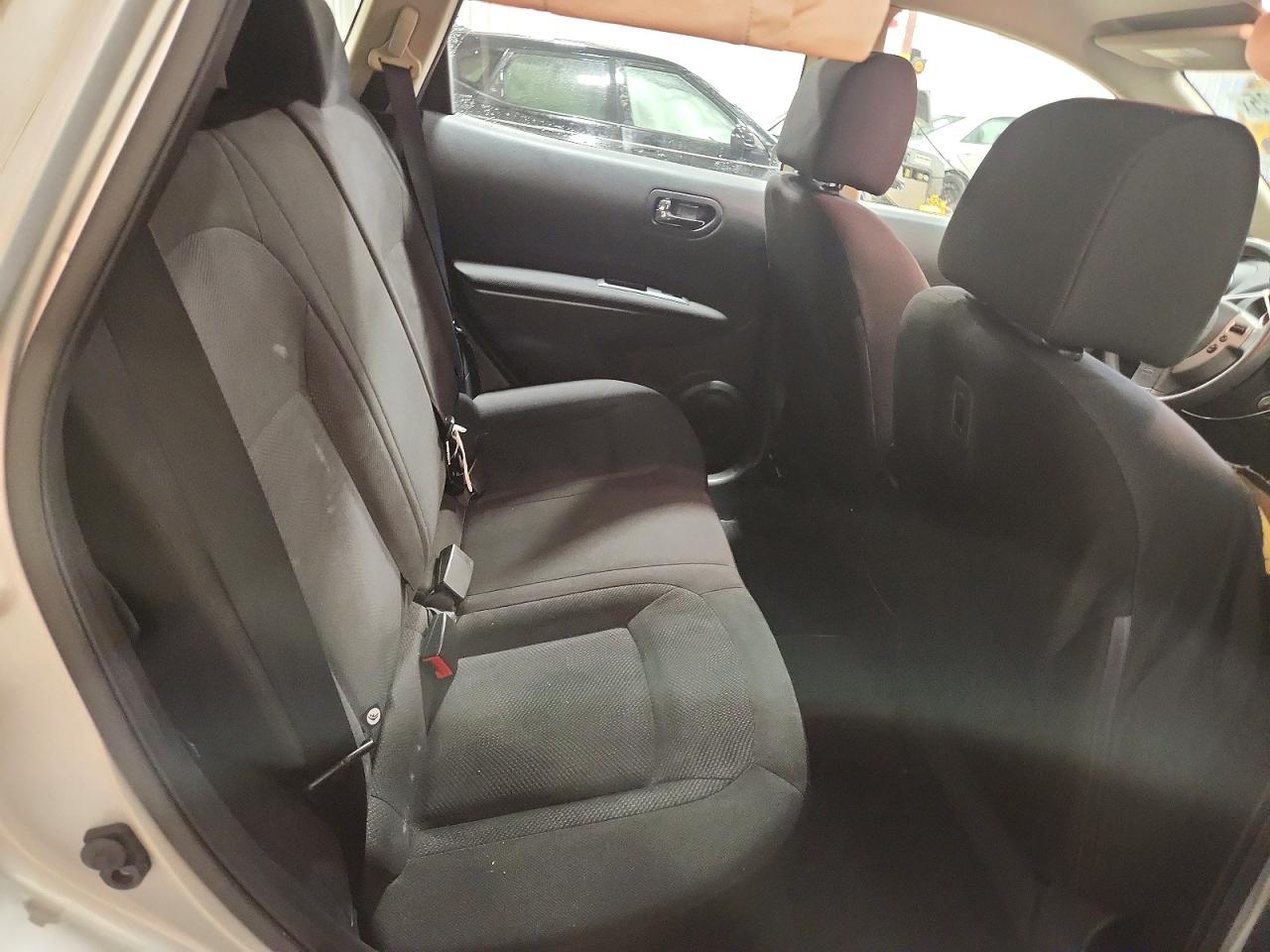 2015 NISSAN ROGUE SELECT S photo 31