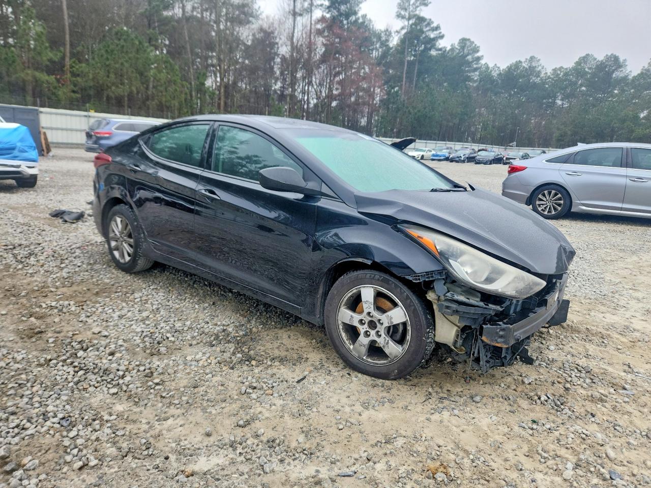 2014 HYUNDAI ELANTRA SE photo 4