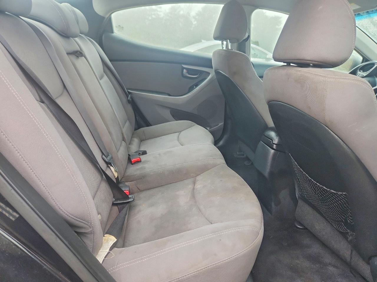 2014 HYUNDAI ELANTRA SE photo 10