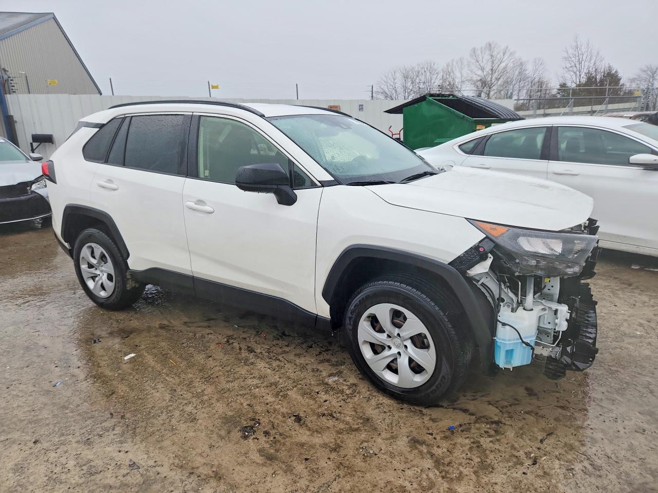 2019 TOYOTA RAV4 LE photo 10