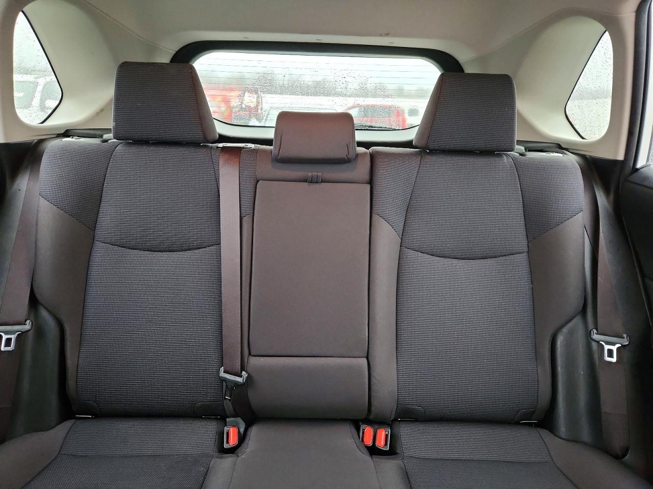 2019 TOYOTA RAV4 LE photo 28