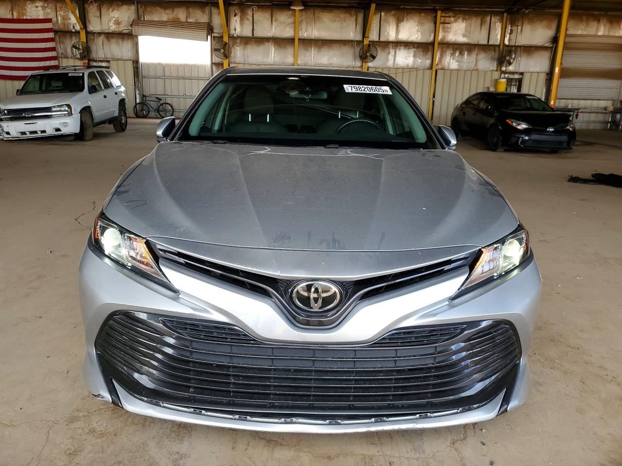 2018 TOYOTA CAMRY LE photo 13