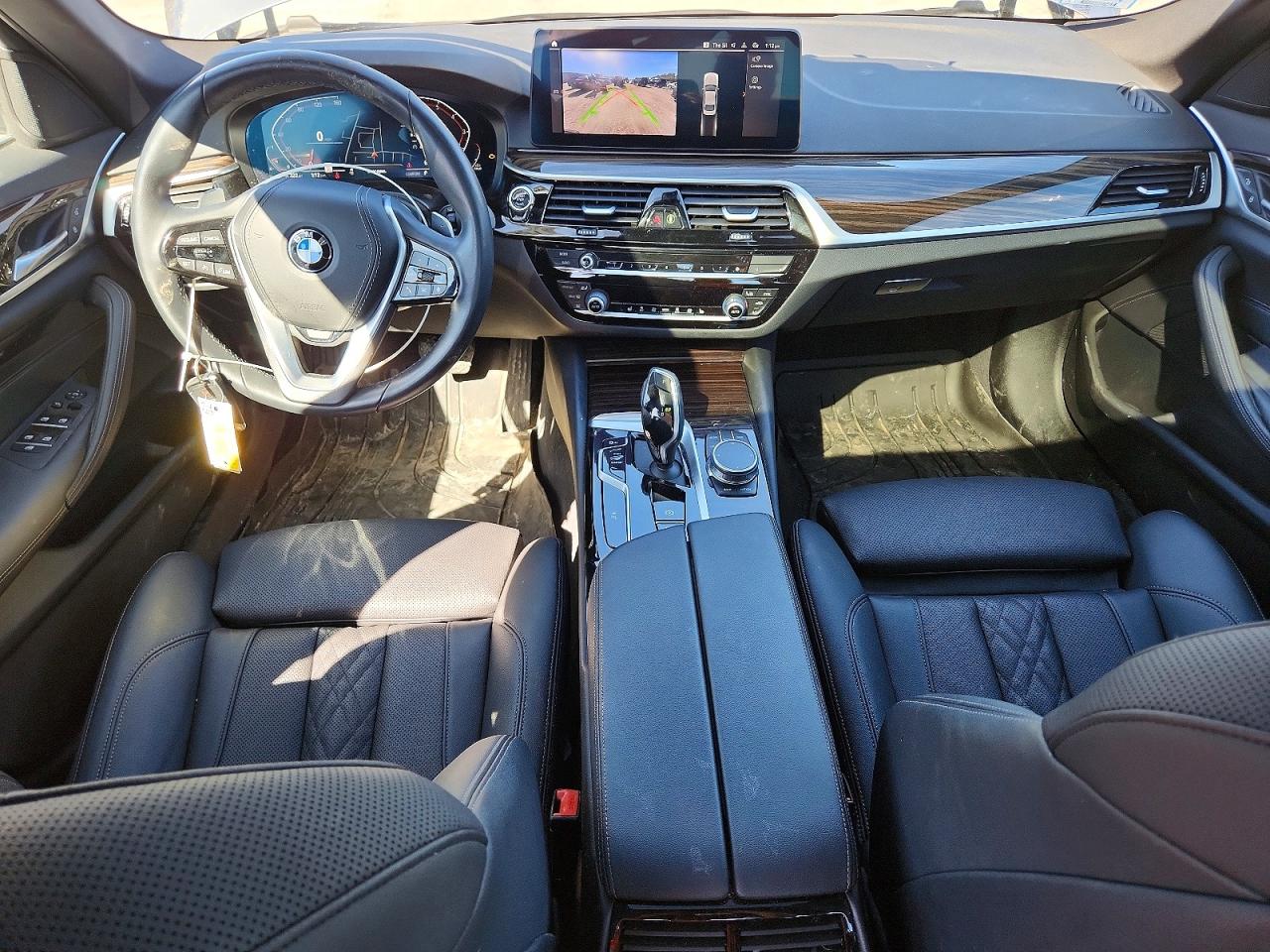 2022 BMW 530 XI photo 8