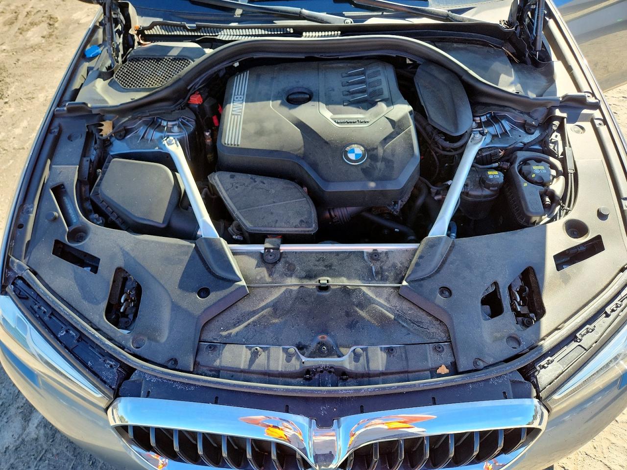 2022 BMW 530 XI photo 11