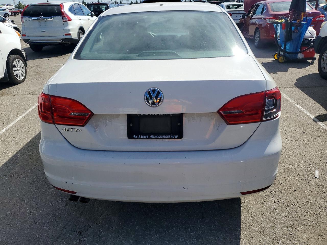 2013 VOLKSWAGEN JETTA BASE photo 6