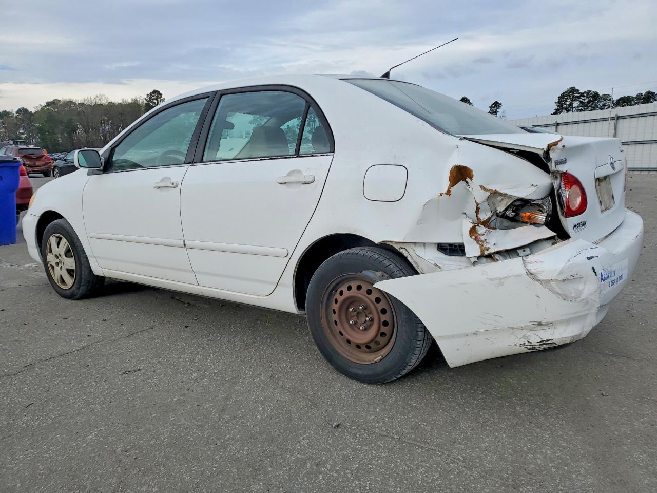 2005 TOYOTA COROLLA LE photo 4