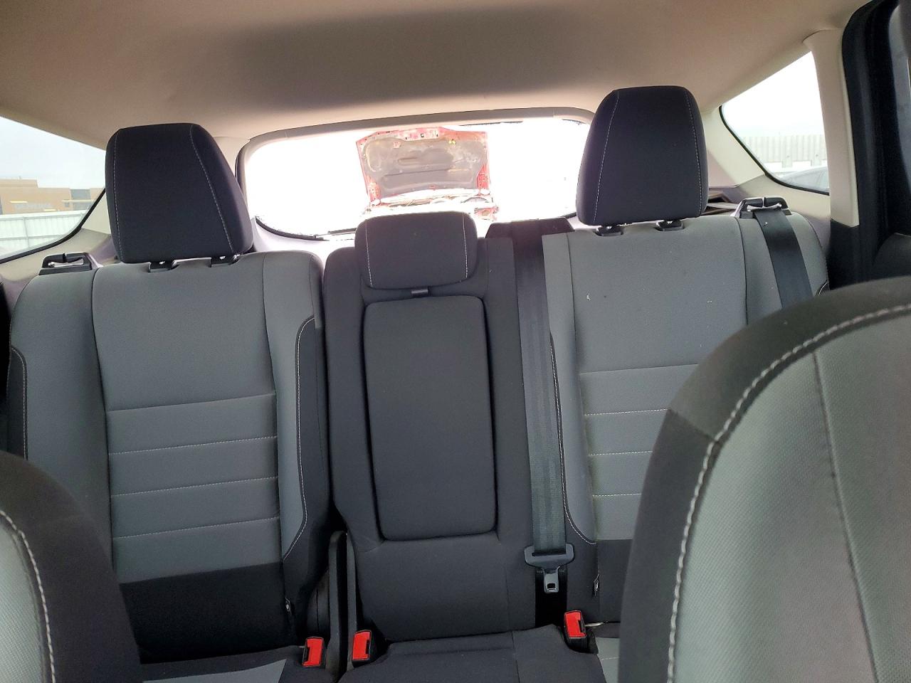 2016 FORD ESCAPE SE photo 28