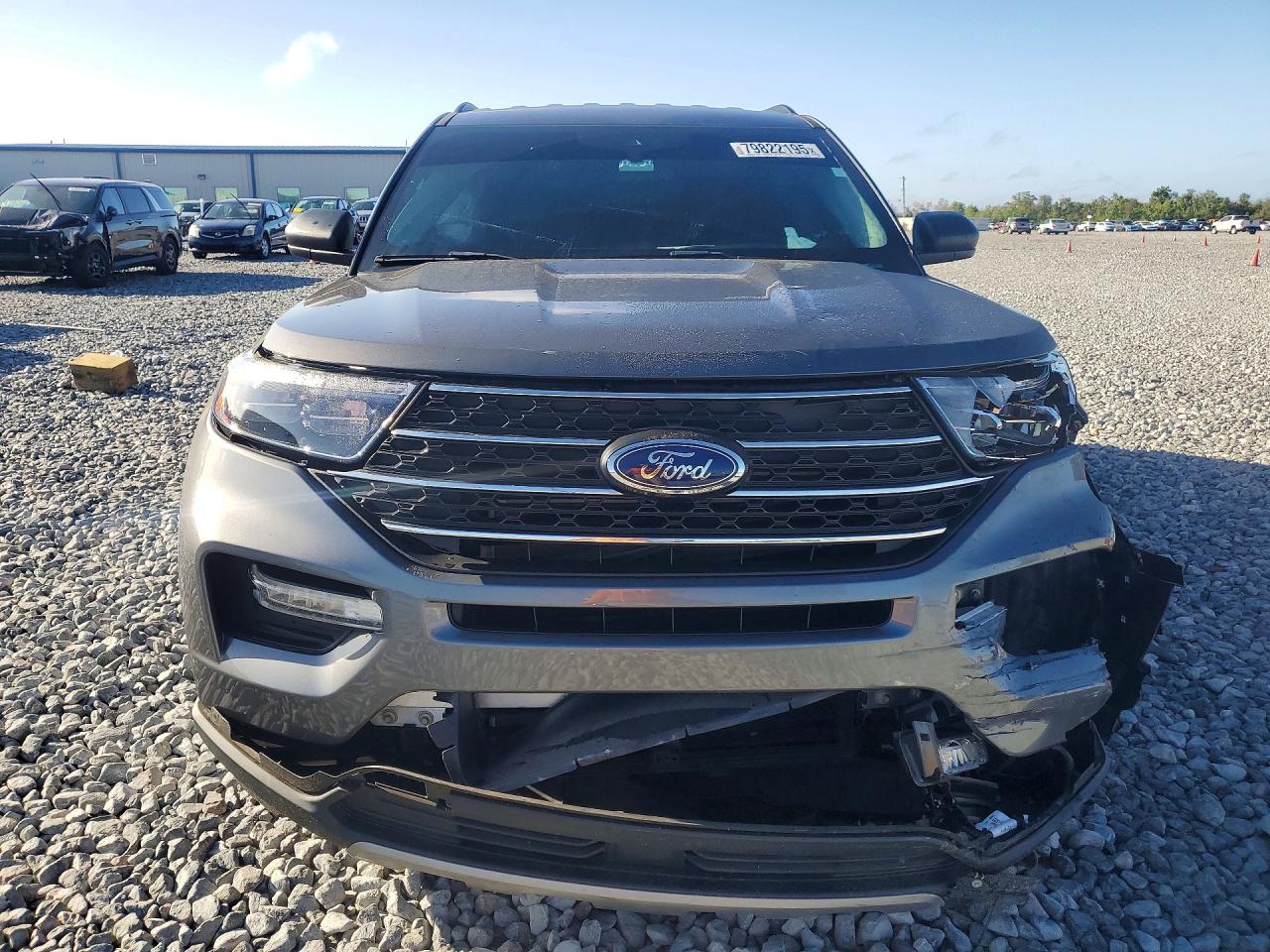 2023 FORD EXPLORER XLT photo 9