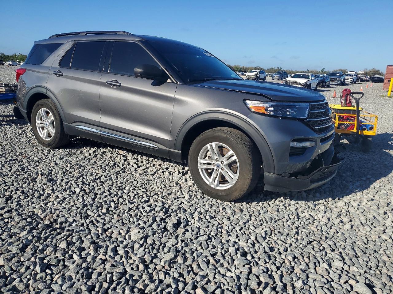 2023 FORD EXPLORER XLT photo 7