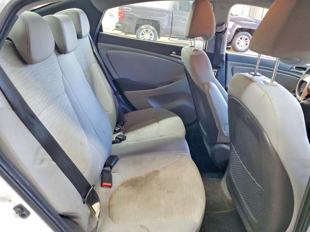 2016 HYUNDAI ACCENT SE photo 10