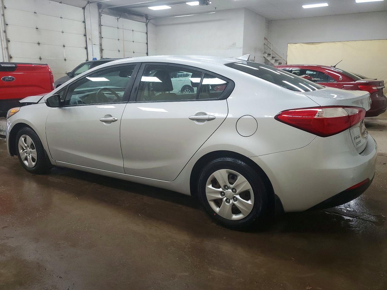 2015 KIA FORTE LX photo 2