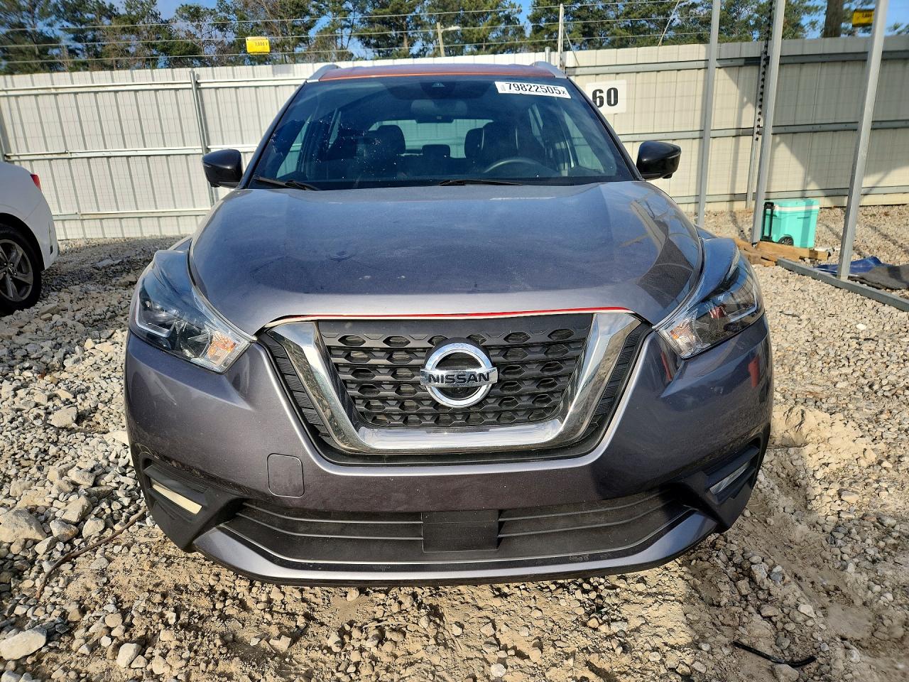 2020 NISSAN KICKS SR photo 9