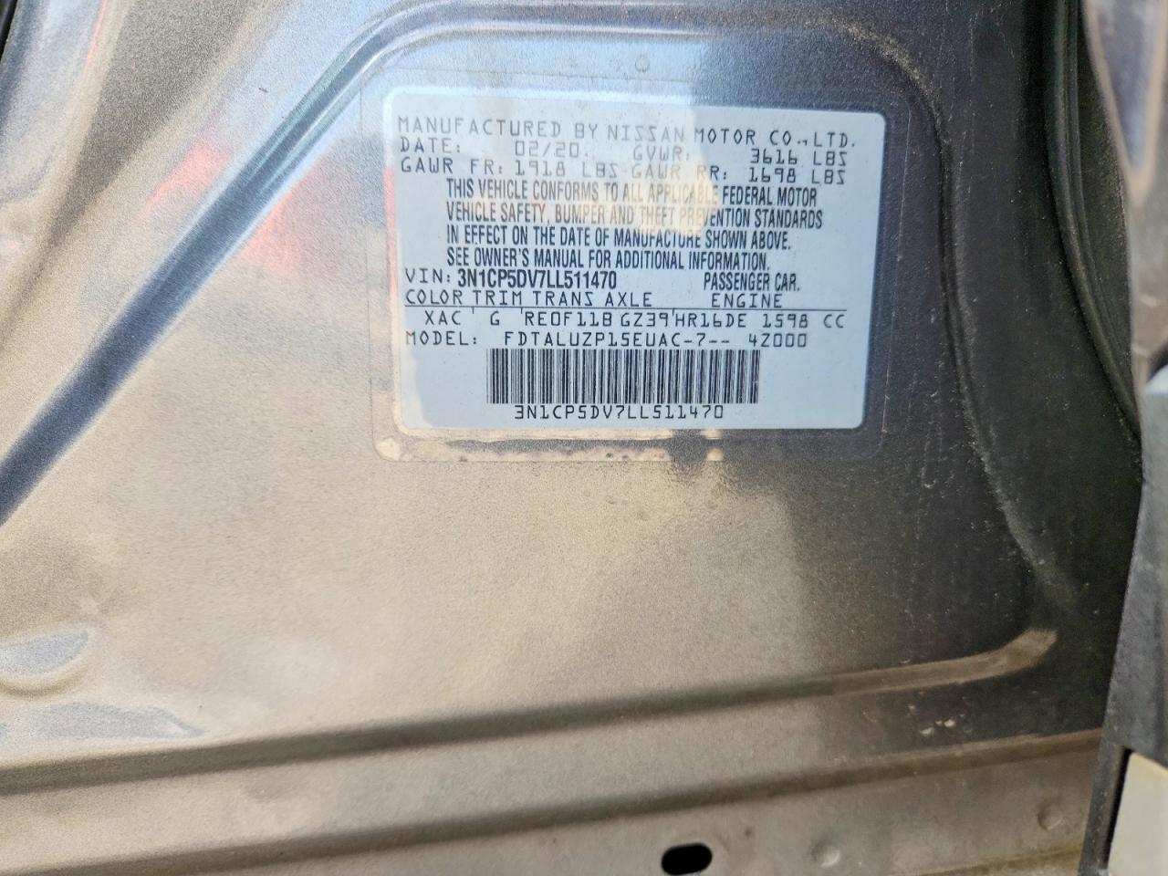 2020 NISSAN KICKS SR photo 25