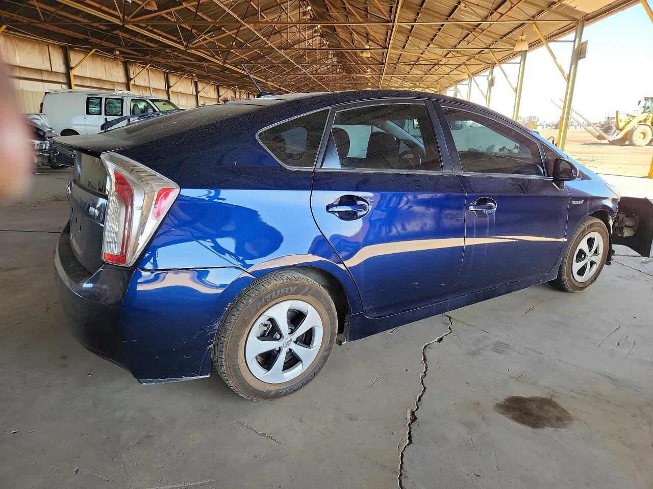 2013 TOYOTA PRIUS THREE photo 3