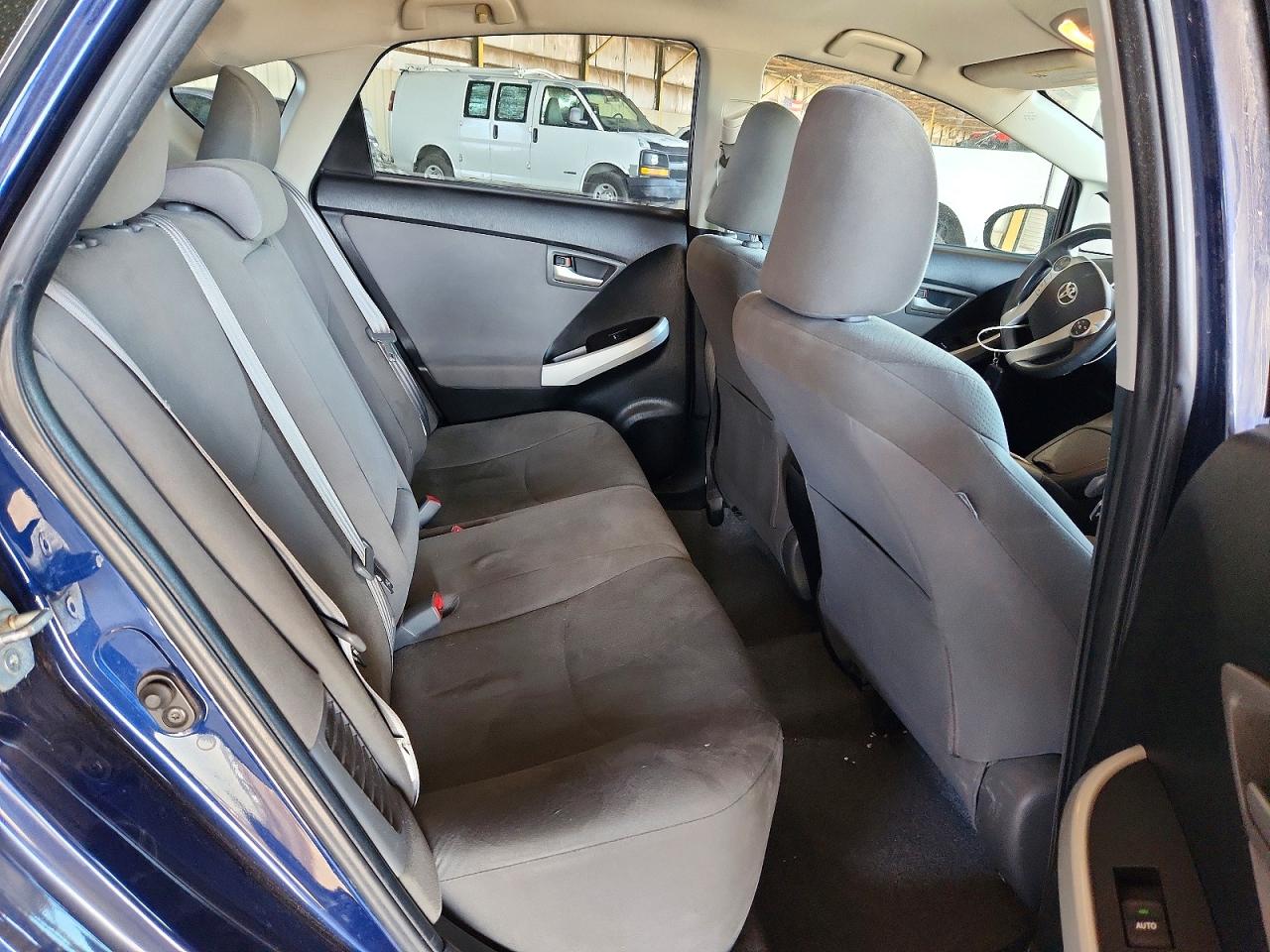 2013 TOYOTA PRIUS THREE photo 10