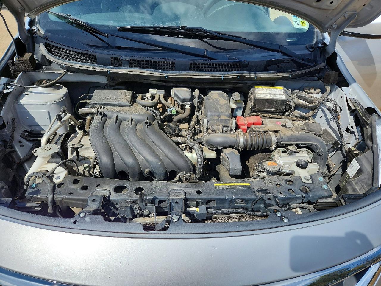 2019 NISSAN VERSA SV photo 11