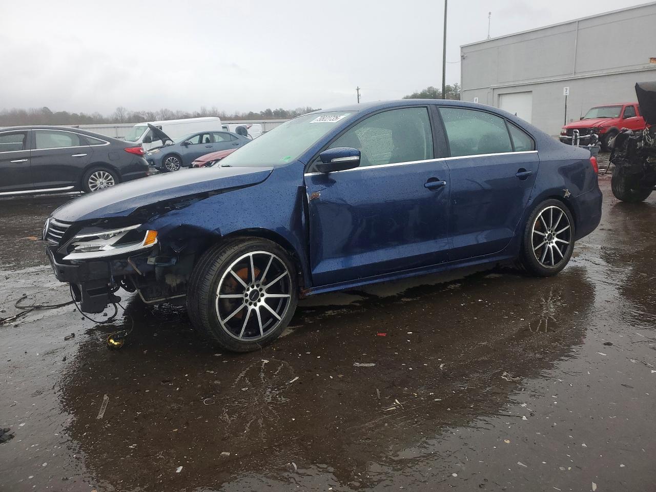 2011 VOLKSWAGEN JETTA