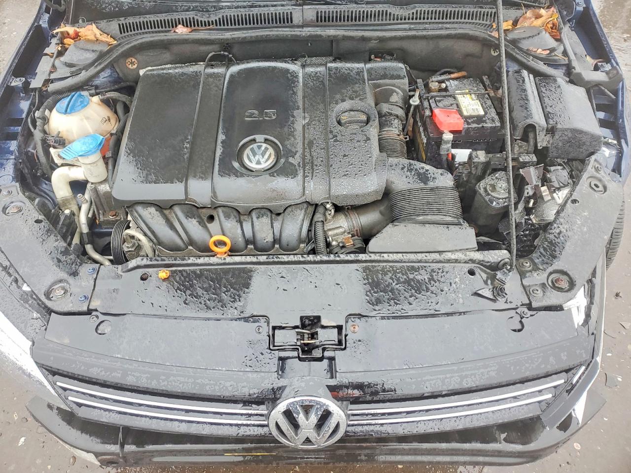 2011 VOLKSWAGEN JETTA SEL photo 11