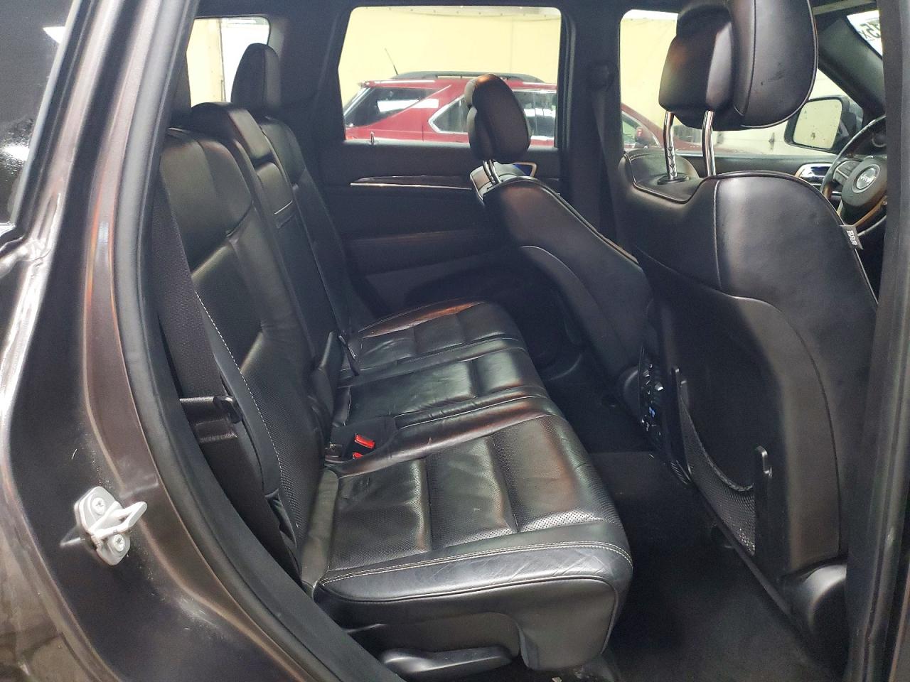 2015 JEEP GRAND CHEROKEE OVERLAND photo 11