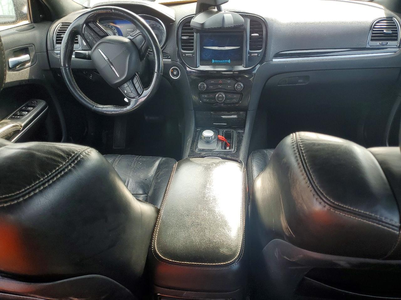 2021 CHRYSLER 300 S photo 8