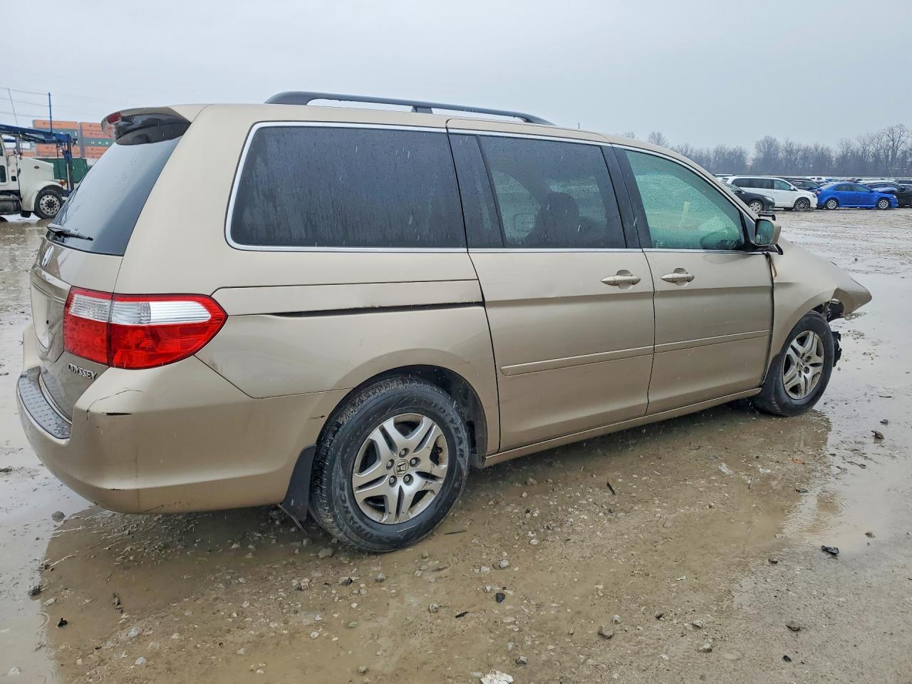 2005 HONDA ODYSSEY photo 3
