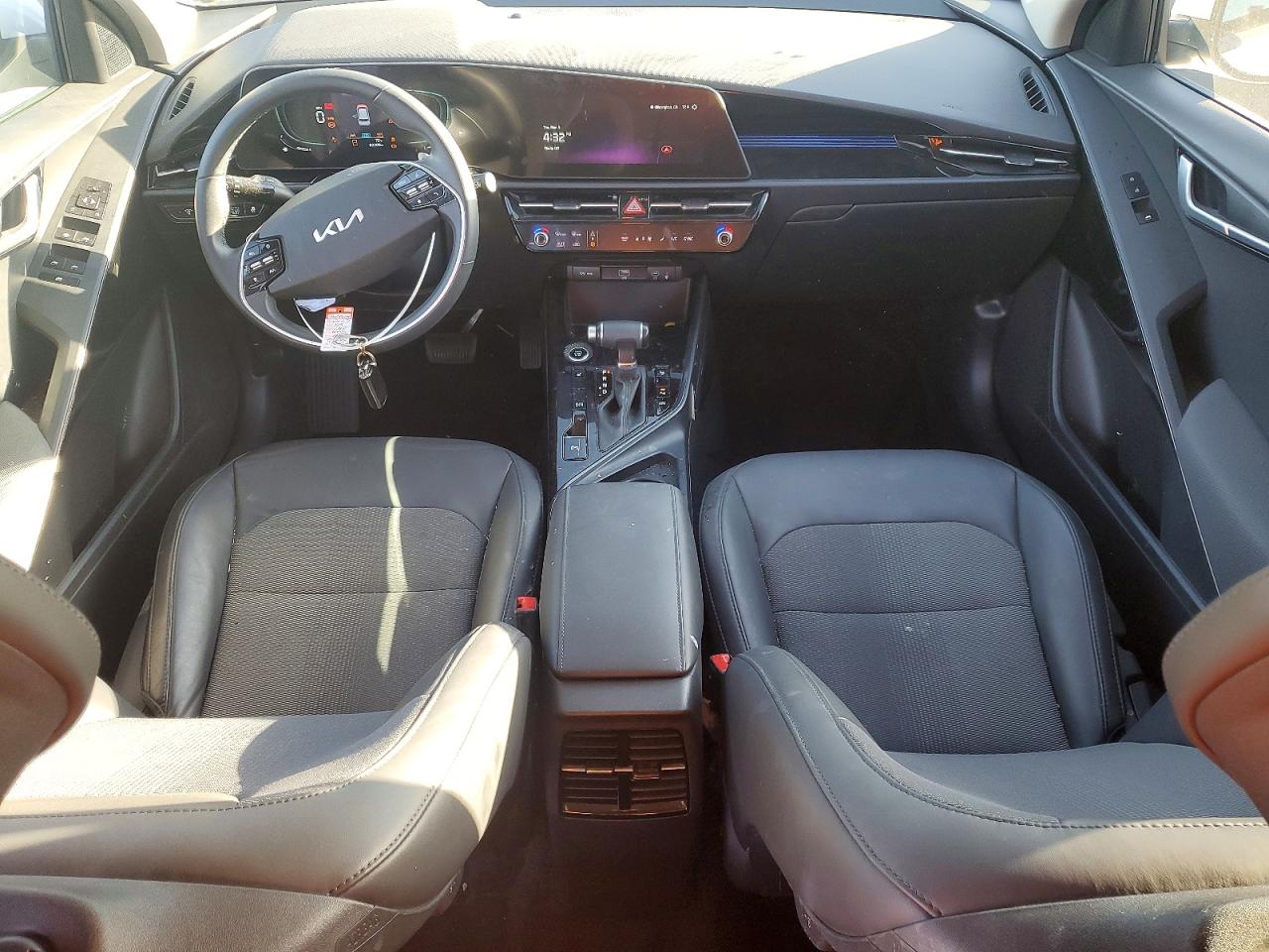 2023 KIA NIRO EX photo 15