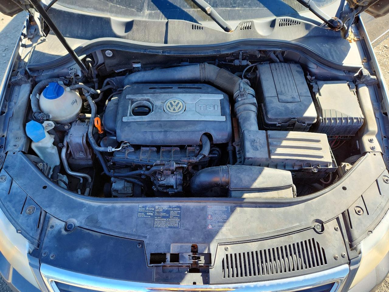 2008 VOLKSWAGEN PASSAT photo 21
