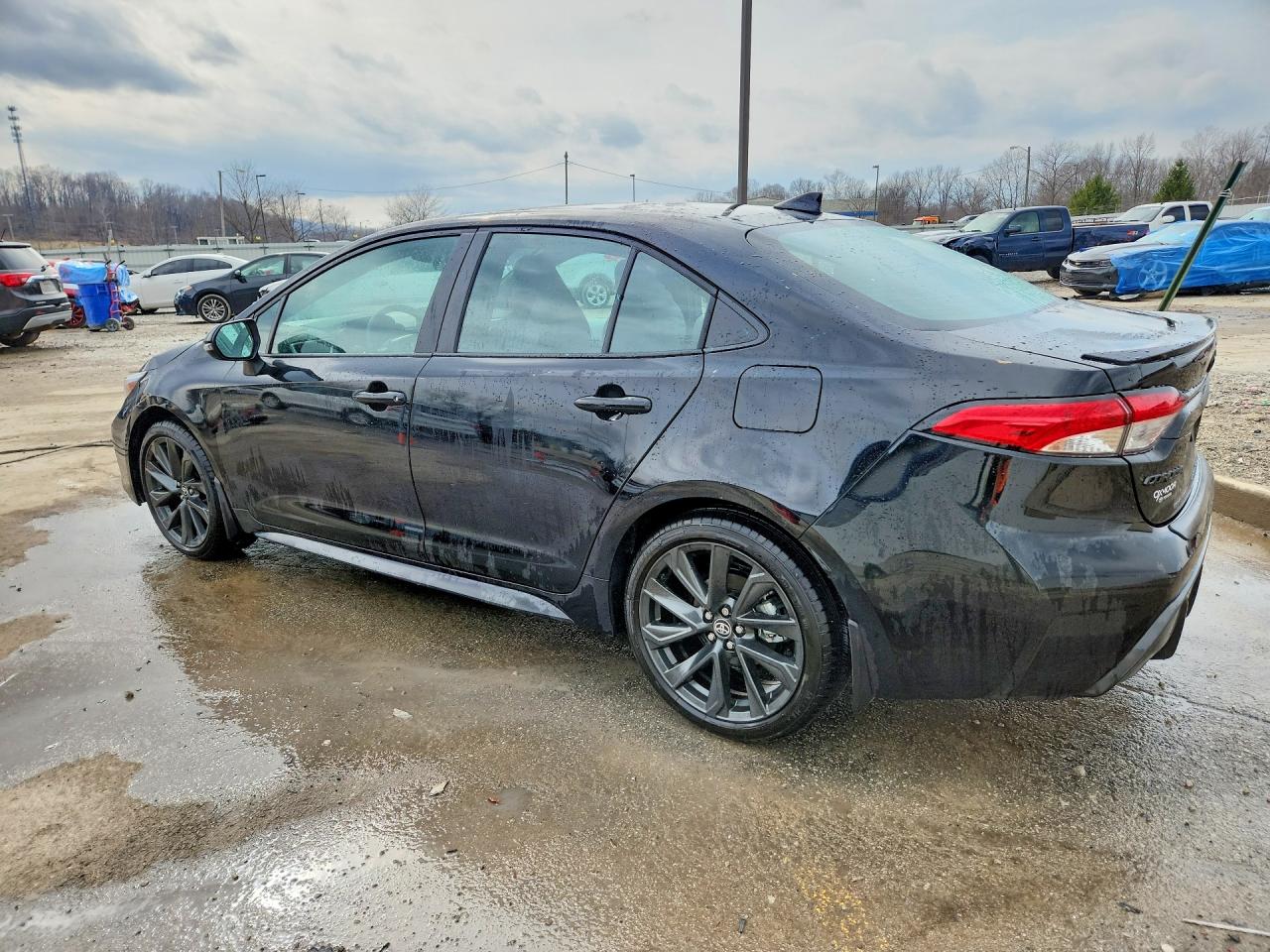 2025 TOYOTA COROLLA SE photo 3