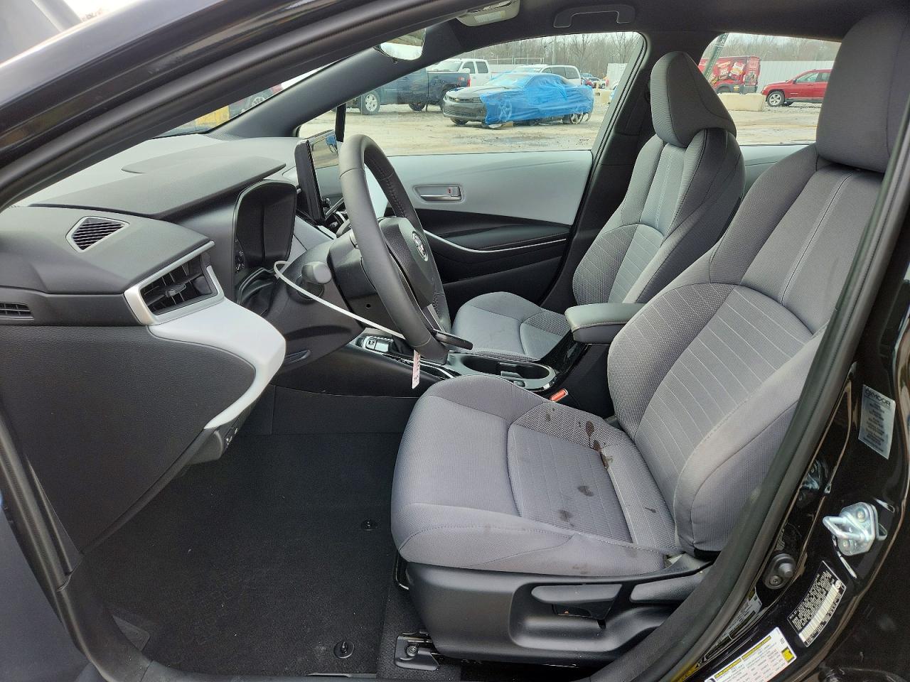 2025 TOYOTA COROLLA SE photo 13