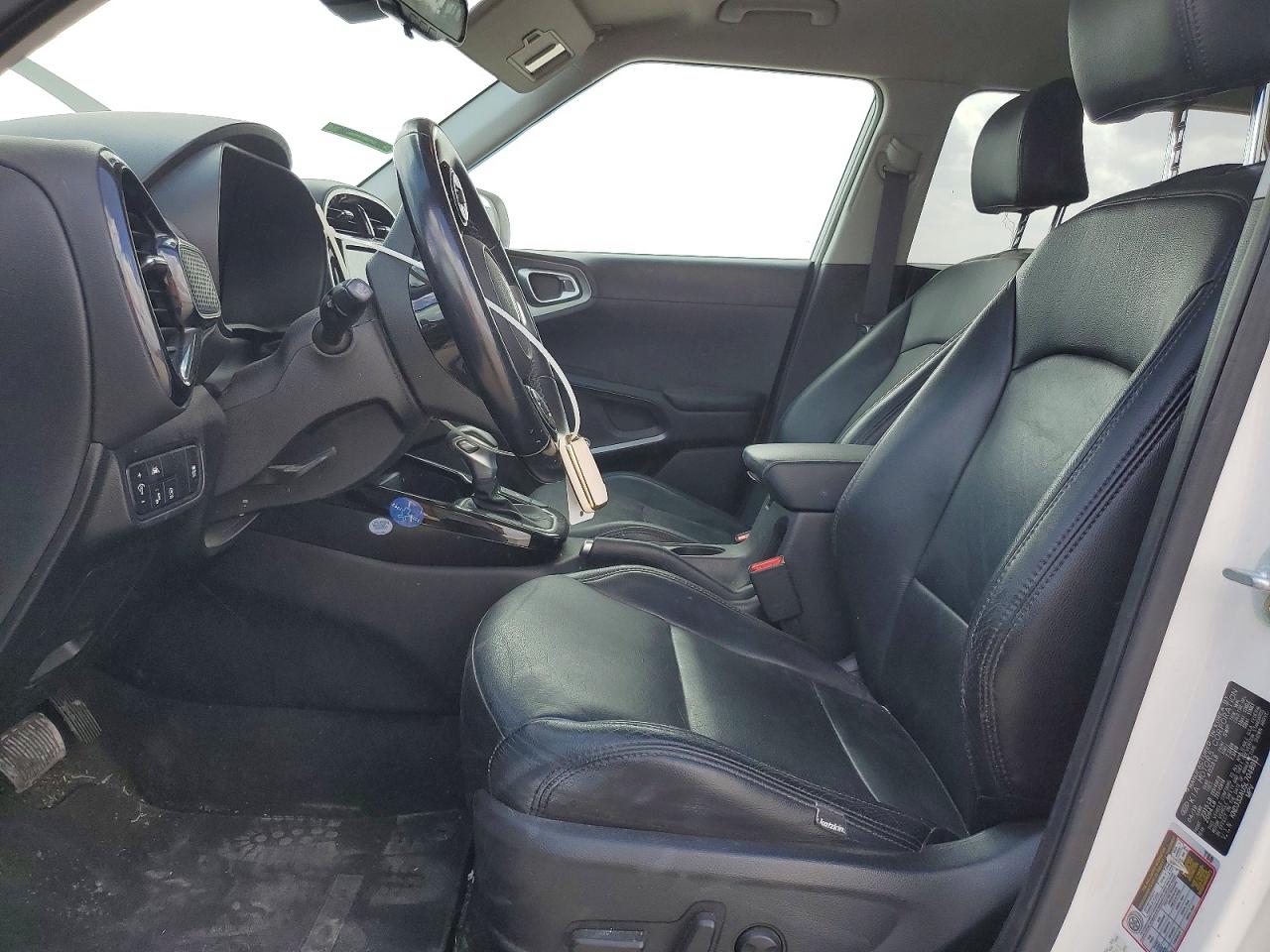 2020 KIA SOUL EX photo 13